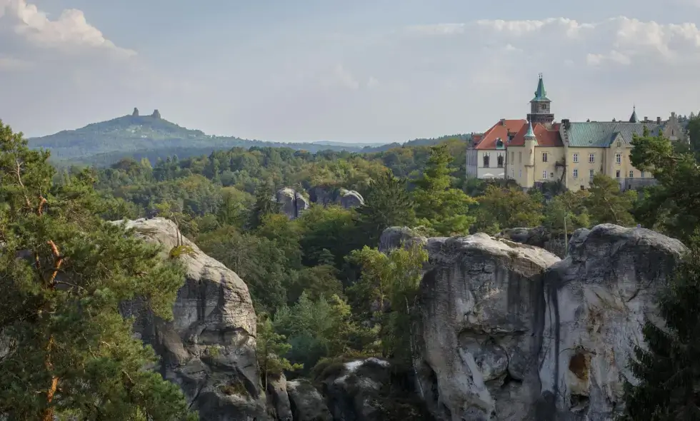 Možnosti Potovanja z Avtomobilom po Češki