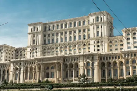 Përmes autostradave të Rumanisë – destinacione dhe mundësi