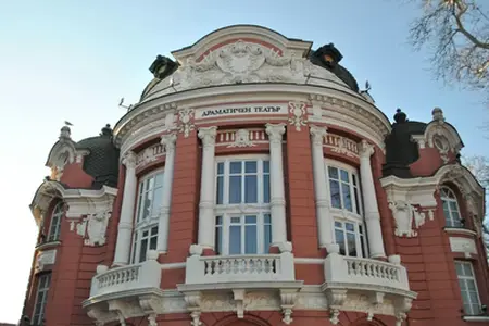 Болгарыя праз аўтамагістраль: магчымасці падарожжаў і інфармацыя пра вiнцьетку